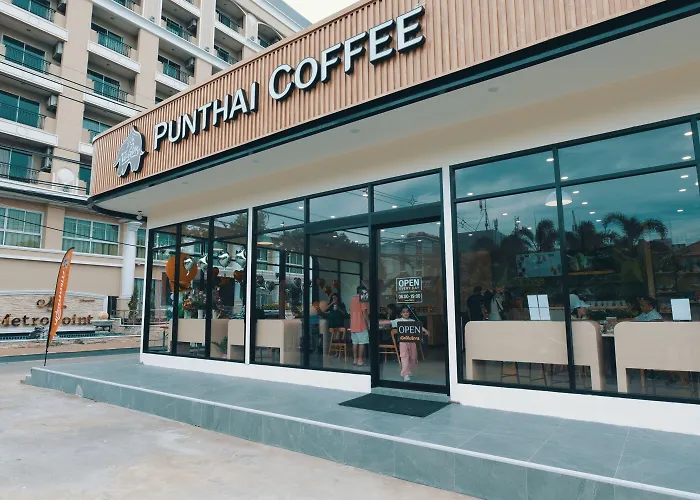 Metro Point Hotel