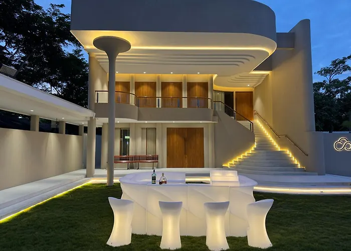 Metro Point 4* Bangkok