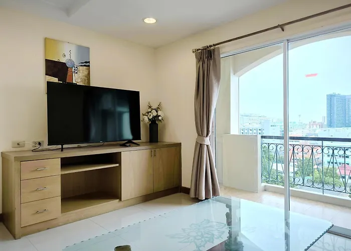 Metro Point 4*